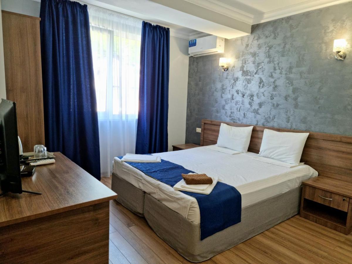 Nobi Guest House Gagra Dış mekan fotoğraf